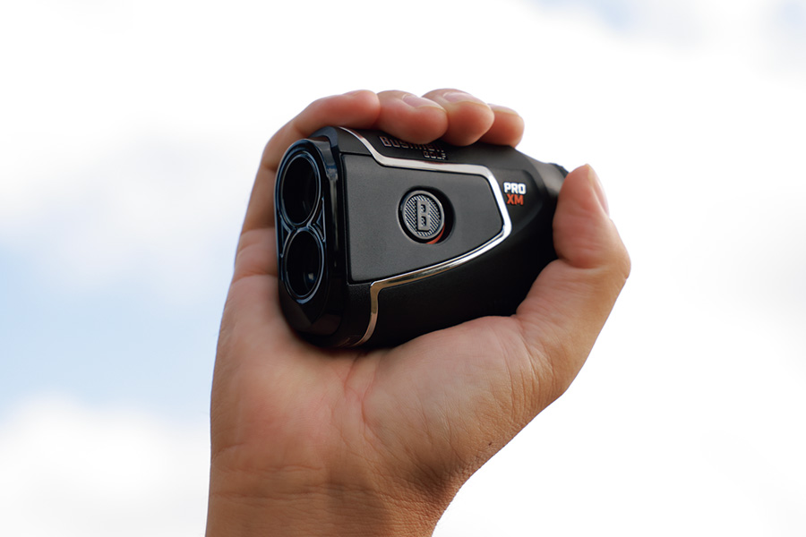 小は大を兼ねる！ ブッシュネルの最新ゴルフ距離計haz