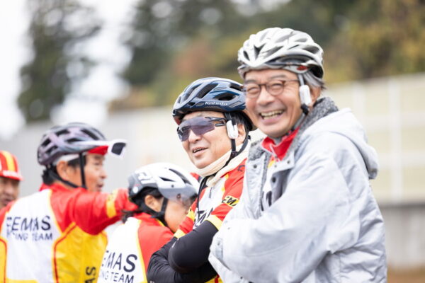 エンデューロレースでBiKom20が生む一体感｜SENA