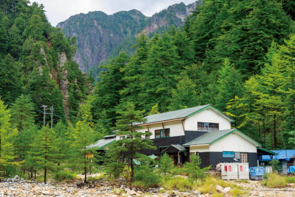 【山小屋泊・テント泊登山】高瀬川の奥の秘湯。「湯俣温泉 晴嵐荘（ゆまたおんせん せいらんそう）」｜北アルプス山小屋大全