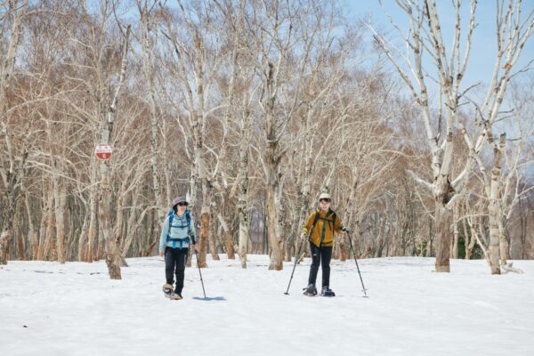 雪山デビューにもおすすめ！スノーシューハイクが楽しめる山3選【100楽山】