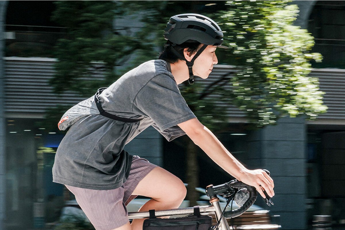 帽子感覚で被れる自転車用ヘルメット！バイザー着脱式採用カブト GLOSBE NT　｜Kabuto