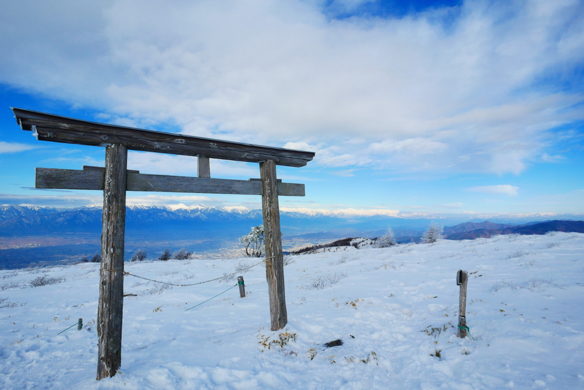 のんびり楽しめる雪山。おだやかな鉢伏山で鉢伏山荘に泊まる
