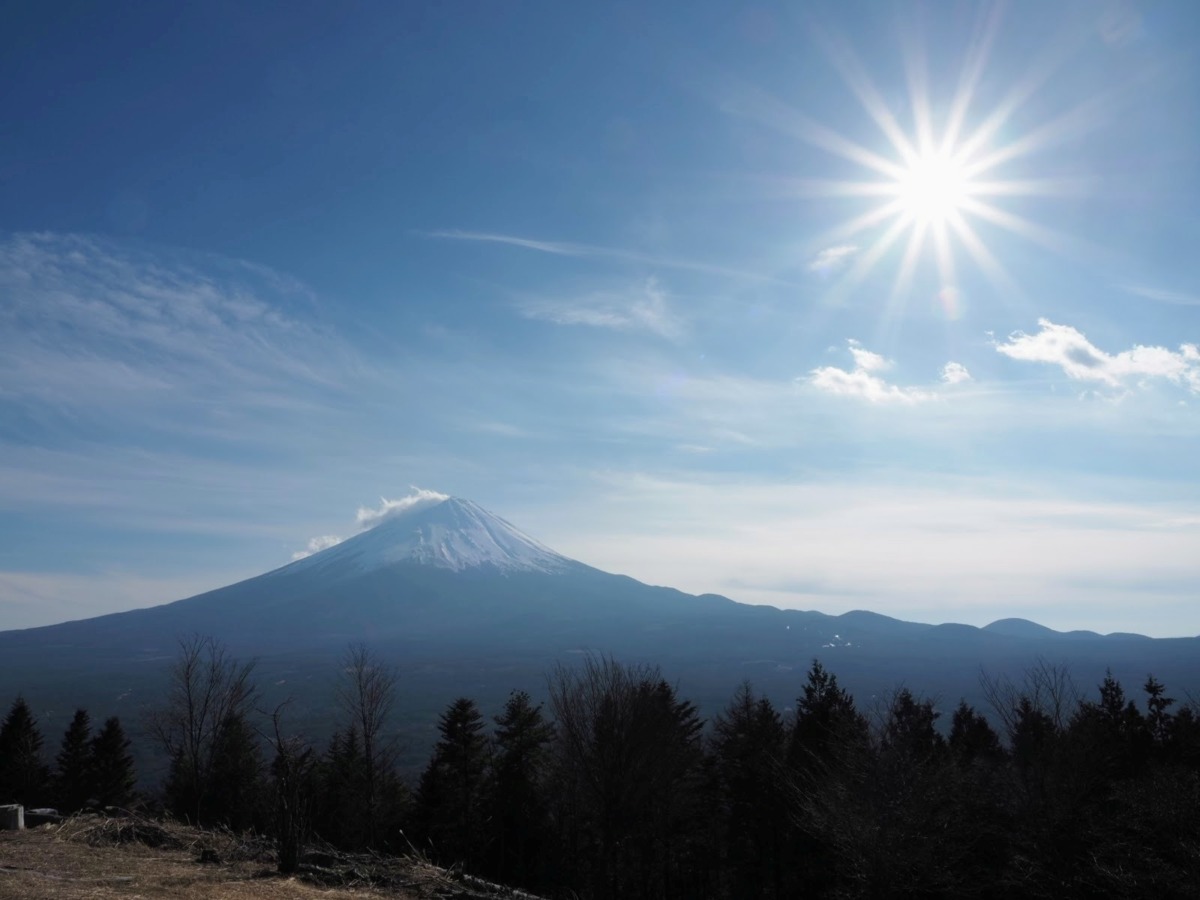 霜と湖と富士山と。年末のごほうび登山へ。三湖台・紅葉台・足和田山（五湖台）