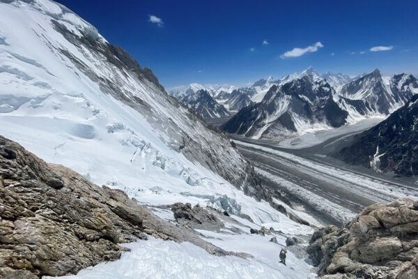 パラグライダーでK2に挑む理由。～世界最高峰の山岳フライトが拓く、新たな地平～｜WILDERNESS［ウィルダネス］No.8