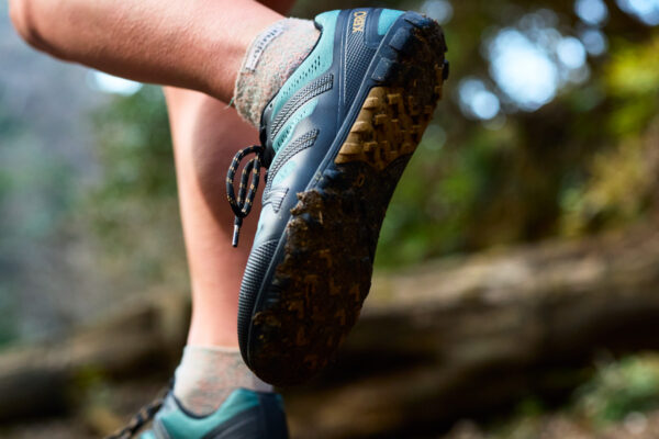 【XEROSHOES】自然体で歩こう。身体が自然に寄り添えば山をもっと好きになれる