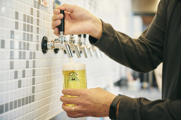 高尾山を歩いたあとに立ち寄りたい、おすすめスポット【峰尾豆腐店／クラフトロック タップルーム】