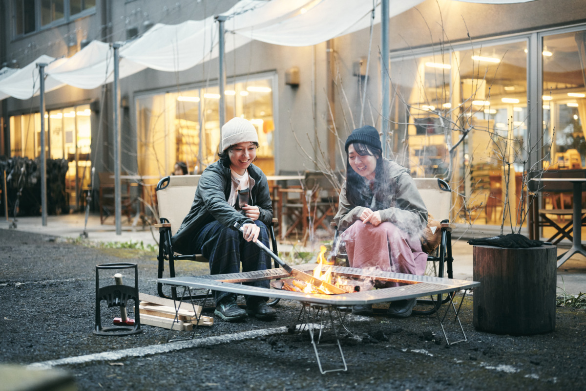 タカオネに泊まれば、広がる山旅の楽しみ！焚き火、サンライズハイク、高尾で迎える夜と朝