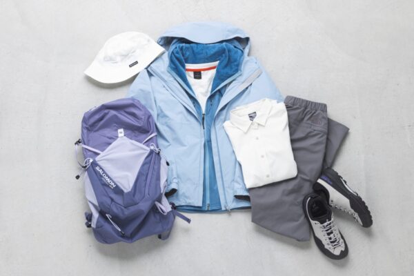 50代におすすめ！大人の上品さとまとまり感を意識した、春の山歩きコーディネート