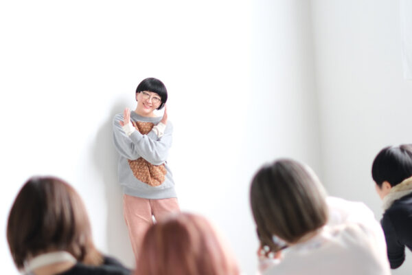 「人生はドラマチックだ」フォトグラファー 大畑陽子さんに学ぶ、ポートレート写真