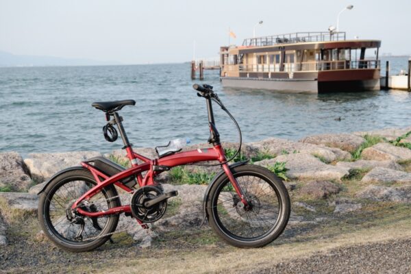 滋賀県琵琶湖のLAGOクルーズ船が自転車持ち込み対応に。デモンストレーションライドの様子を紹介
