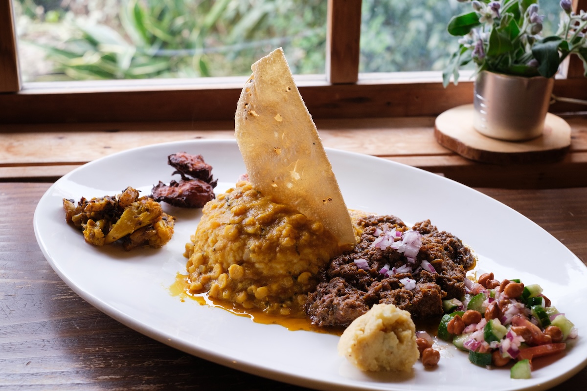 高知県・大豊町「永渕食堂シャンティのノンベジプレート」｜あの山旅のあの一品