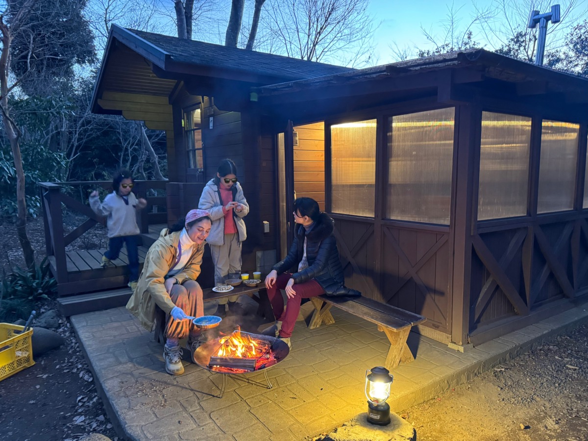 火を囲み土地の味を焼く身軽な焚き火キャンプ｜モデル仲川希良の「親子でやさしい外あそび」#8