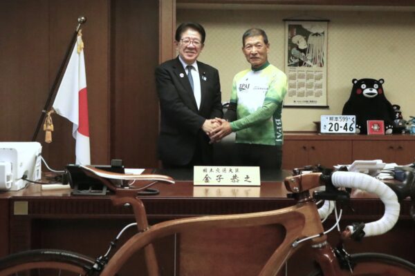 自転車青切符導入を安全教育の契機に！　80歳サイクリストが47都道府県を走破し都庁・警察庁・国交省と意見交換