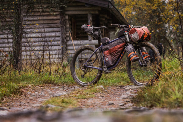 コナが2026年モデル第3弾を発表　究極のパッキングバイク「Unity」と、名車「HUMU」が限定復活｜KONA