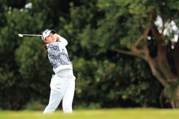 菅楓華の強みをコーチに聞く｜最終日にスコアを伸ばせるスイング