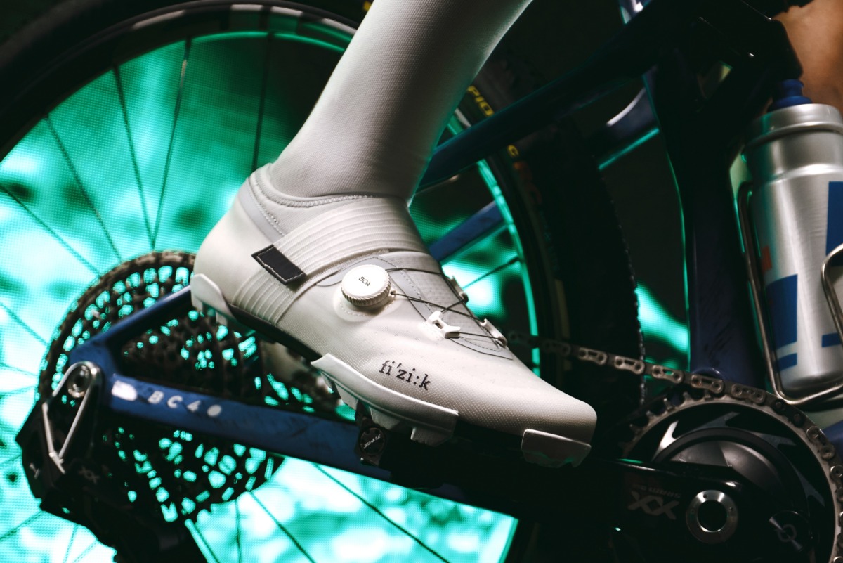 マウンテンバイクXCやシクロクロス向けサイクリングシューズ「FEROX 2.0」｜fi’zi：k