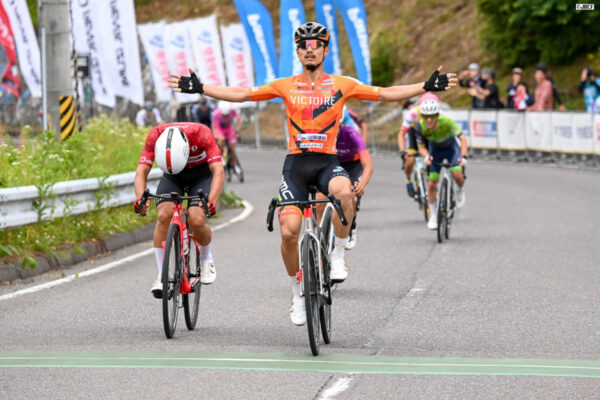 石川ロードレース 孫崎大樹が上りスプリントを制しJPT優勝、ジュニアチャンピオンシップは川野鷹が制覇