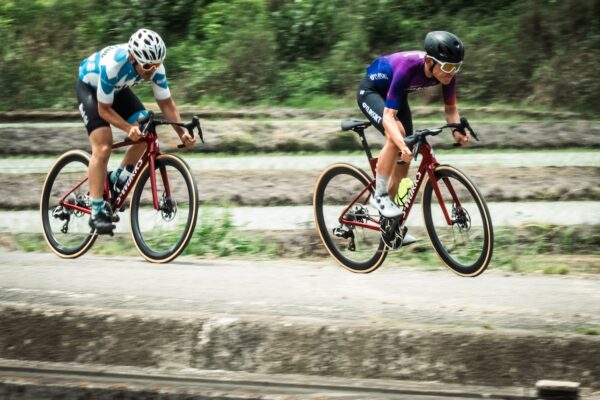 SL9はまるでGT3レーシングカー。最新トレンドを網羅したS-WORKS TARMAC SL9｜SPECIALIZED