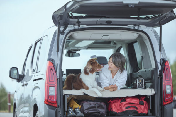 ベルランゴと行く、愛犬との旅。一瞬一瞬が愛おしい毎日に寄り添う相棒