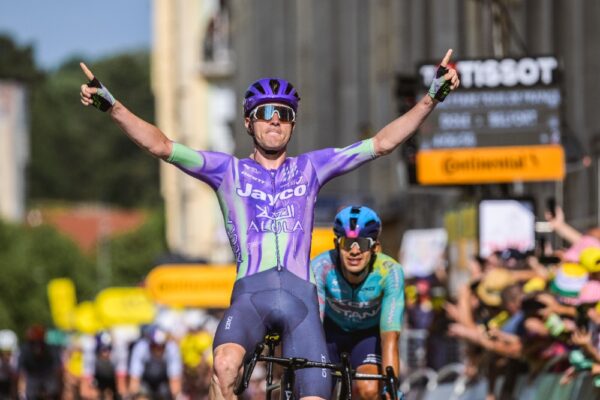 ヴォージュ山脈を駆けた第13ステージ　シュミットが逃げ切りで初勝利｜ツール・ド・フランス2026