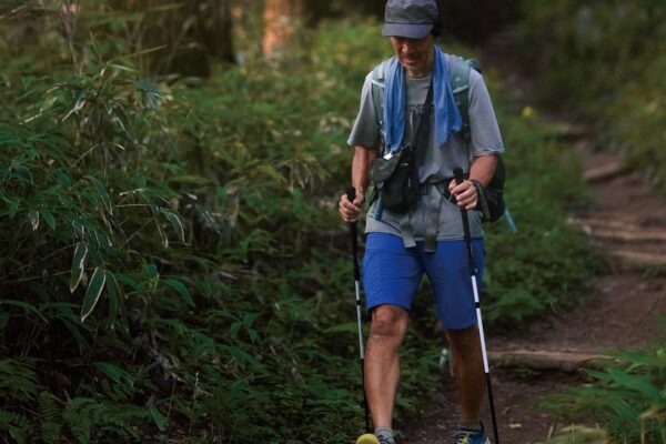 全長45kmを完全踏破！！ 灼熱の「ダイヤモンドトレール」【前編】｜PEAKS 2026年9月号