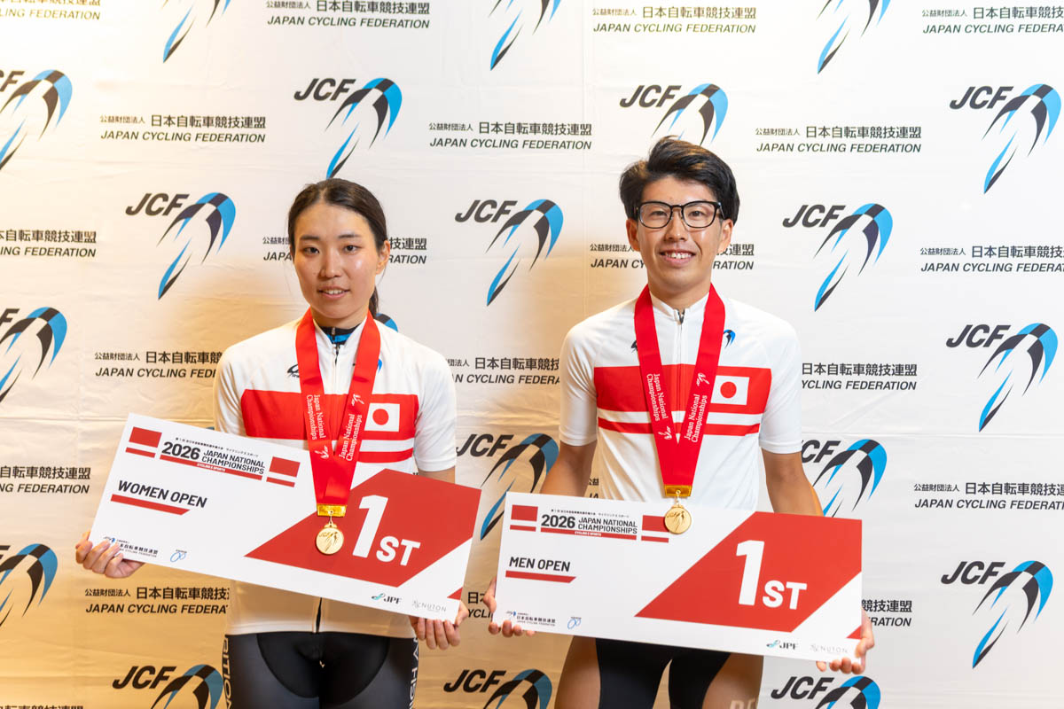 初開催のサイクリングEスポーツ全日本選手権 圧倒的スプリントの本田と独走の山本が初代王者に