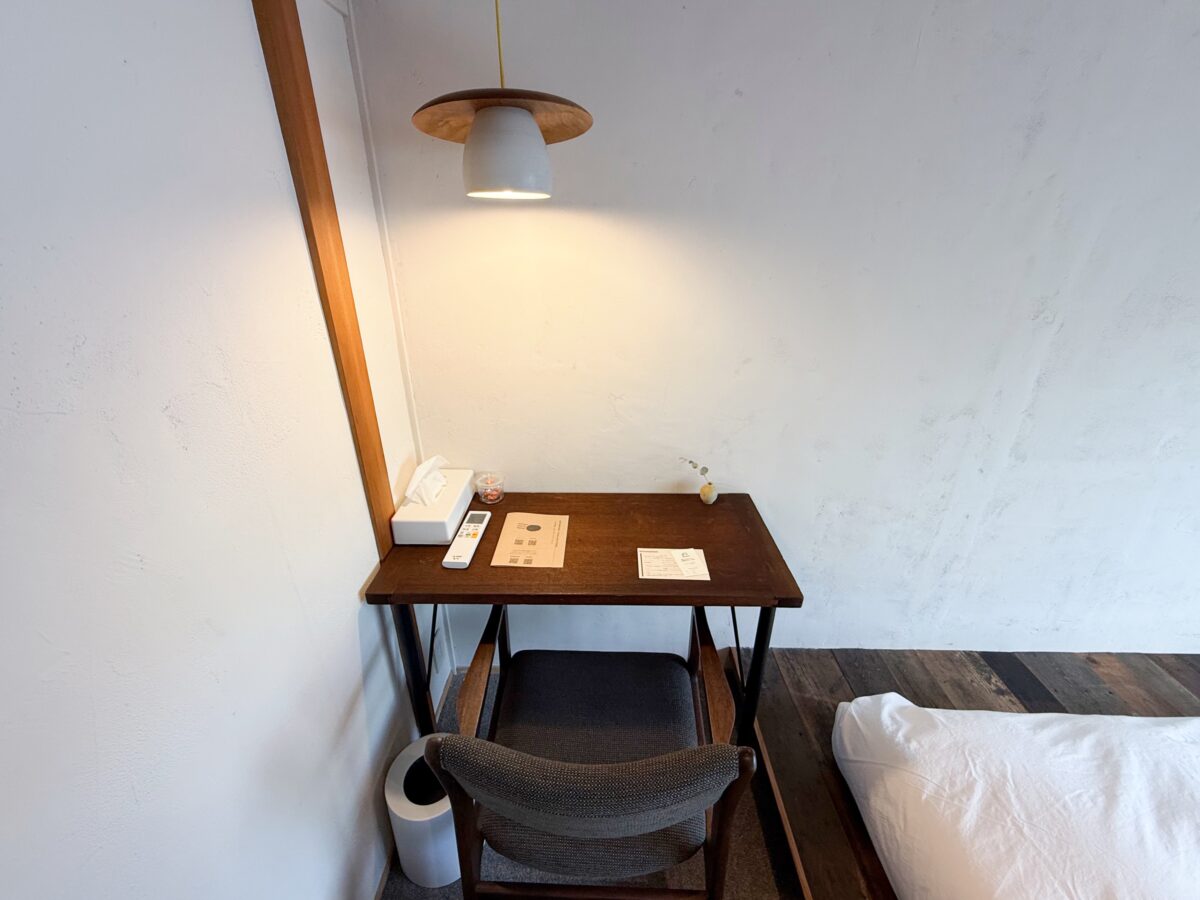 【長野県諏訪市｜mitaya micro hotel】街を楽しむための宿とコンビニ／音と緑と街との関係 from ototabito #10-1