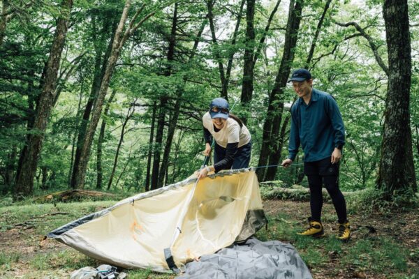 はじめてのテント泊登山 計画から実践まで（中編）｜PEAKS 2026年9月号