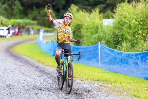 泥深き新会場で茨城CX開幕　山田駿太郎がME1逆転勝利、皆木海音は女子最速タイムでWJ制覇