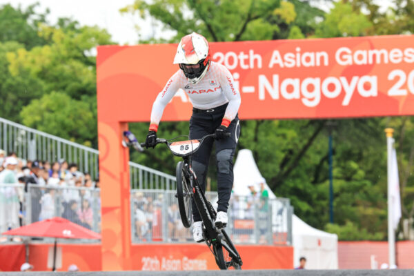 中村輪夢が自国開催の初代王者に、畠山紗英は12年越しの悲願達成 ―BMX全結果｜愛知・名古屋アジア競技大会
