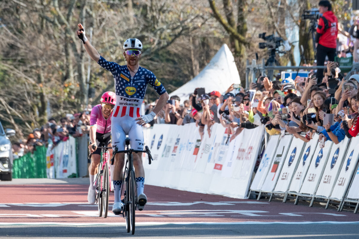 ヒーリーとの一騎打ちを制したシモンズが初優勝　“キャプテン・アメリカ”が完全制覇｜宇都宮ジャパンカップ