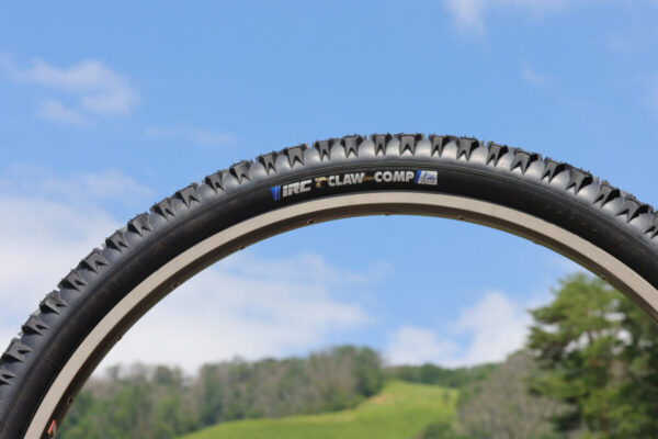 井上ゴム工業100周年記念　伝説のMTBタイヤ「CLAW COMP Lite」が待望の限定復刻｜iRC TIRE