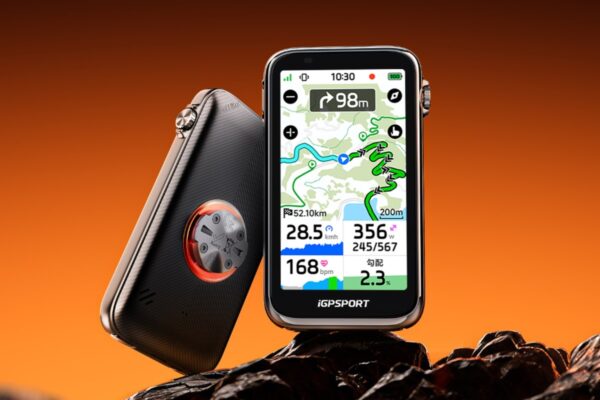 iGPSPORT BiNavi Ultra　3.7インチ大画面と操作ノブを備えた究極のナビ特化型フラッグシップ｜iGPSPORT